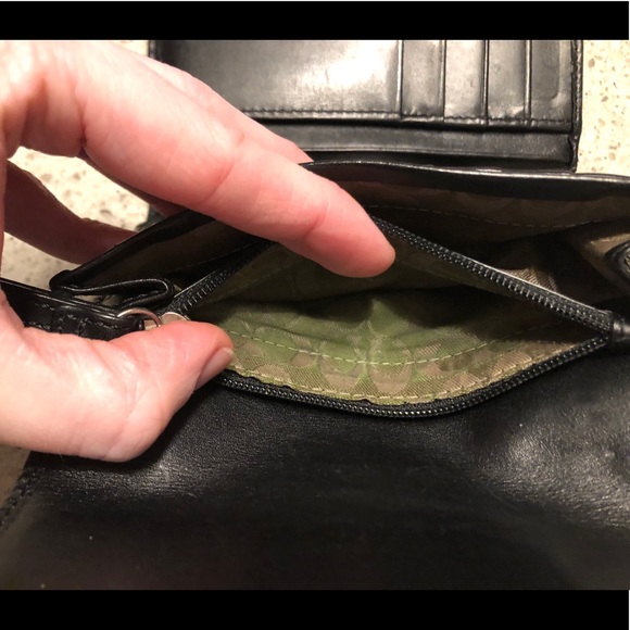 Coach Wallet - Picture 6 of 8